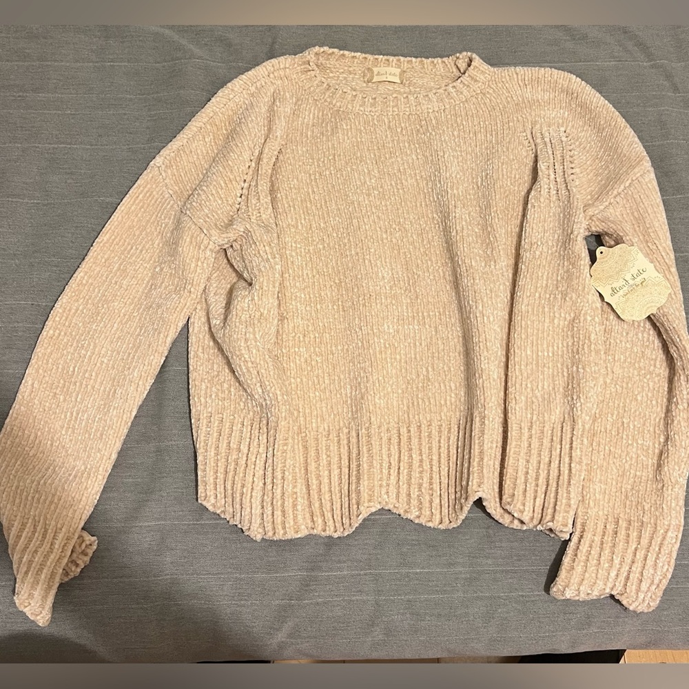 Altard State Women’s Sweater - NEW Size S & M